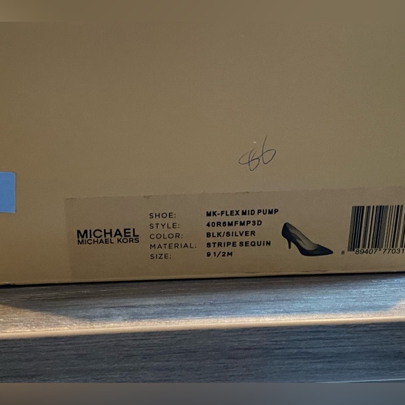 New sz 9.5 Micheal Kors Black & Silver Striped Sequin Pumps Heels - Picture 8 of 13